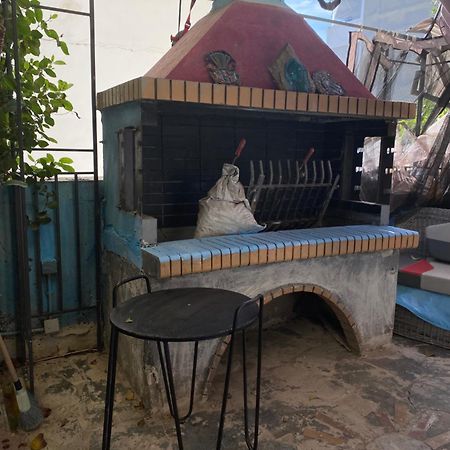 Apartment With Barbecue 1 Km Beach Athènes Extérieur photo